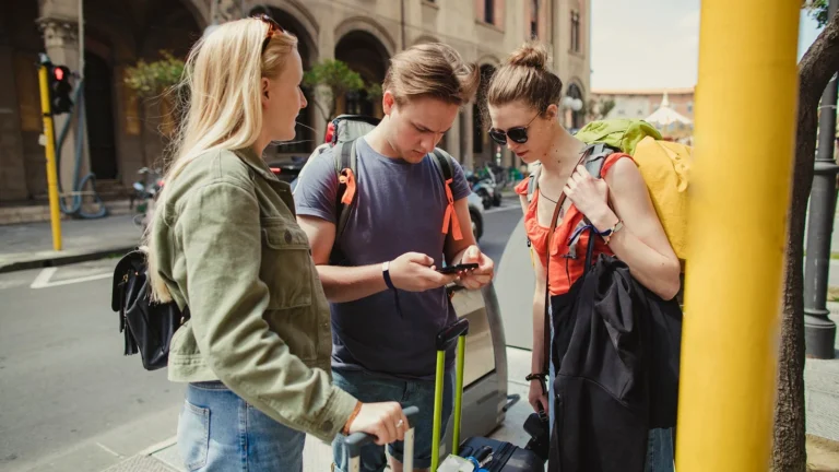 eSIM Not Working Abroad? Fix These 9 Issues (Fast Checklist)